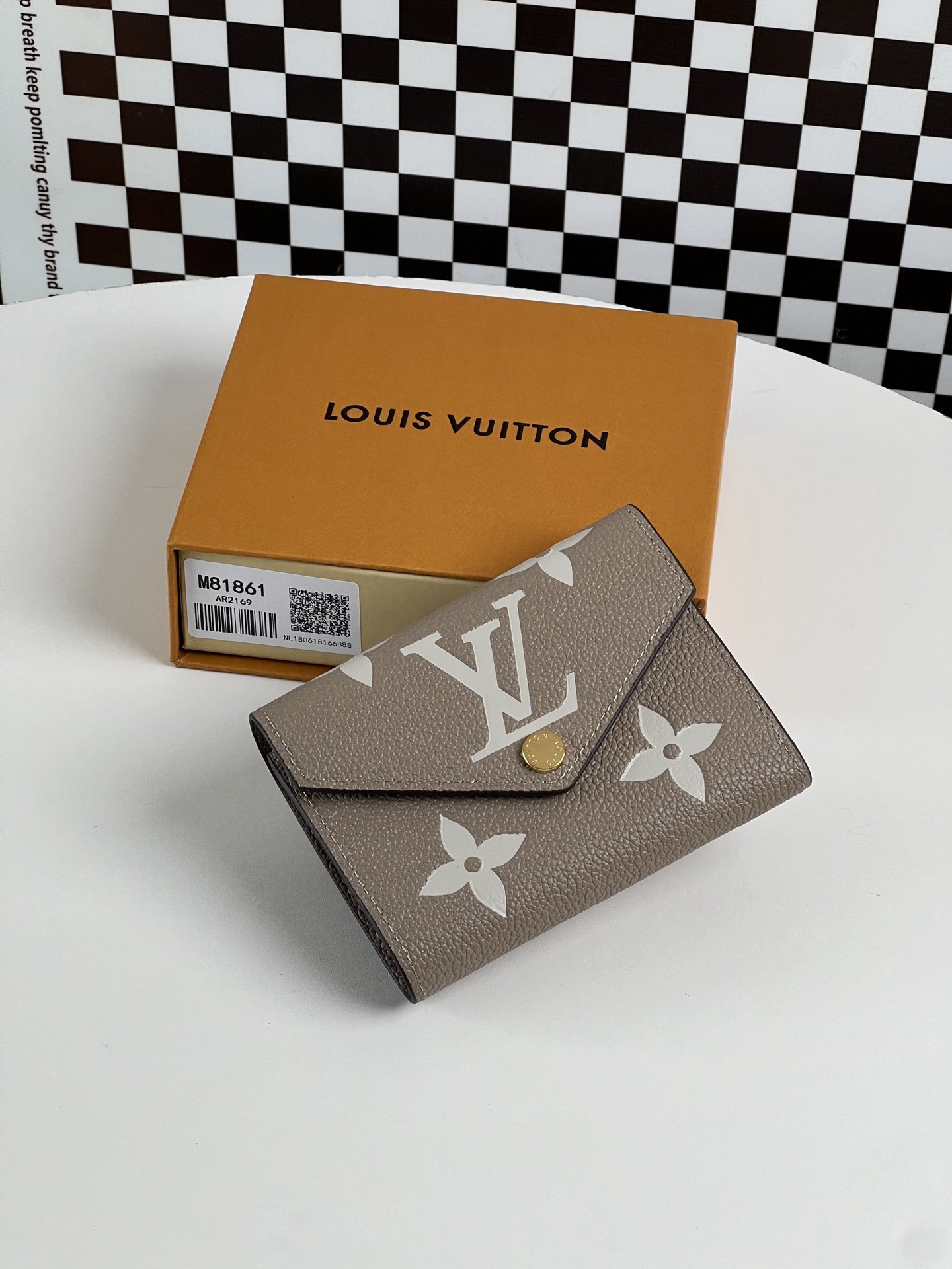 LV Victorine Wallet M81861