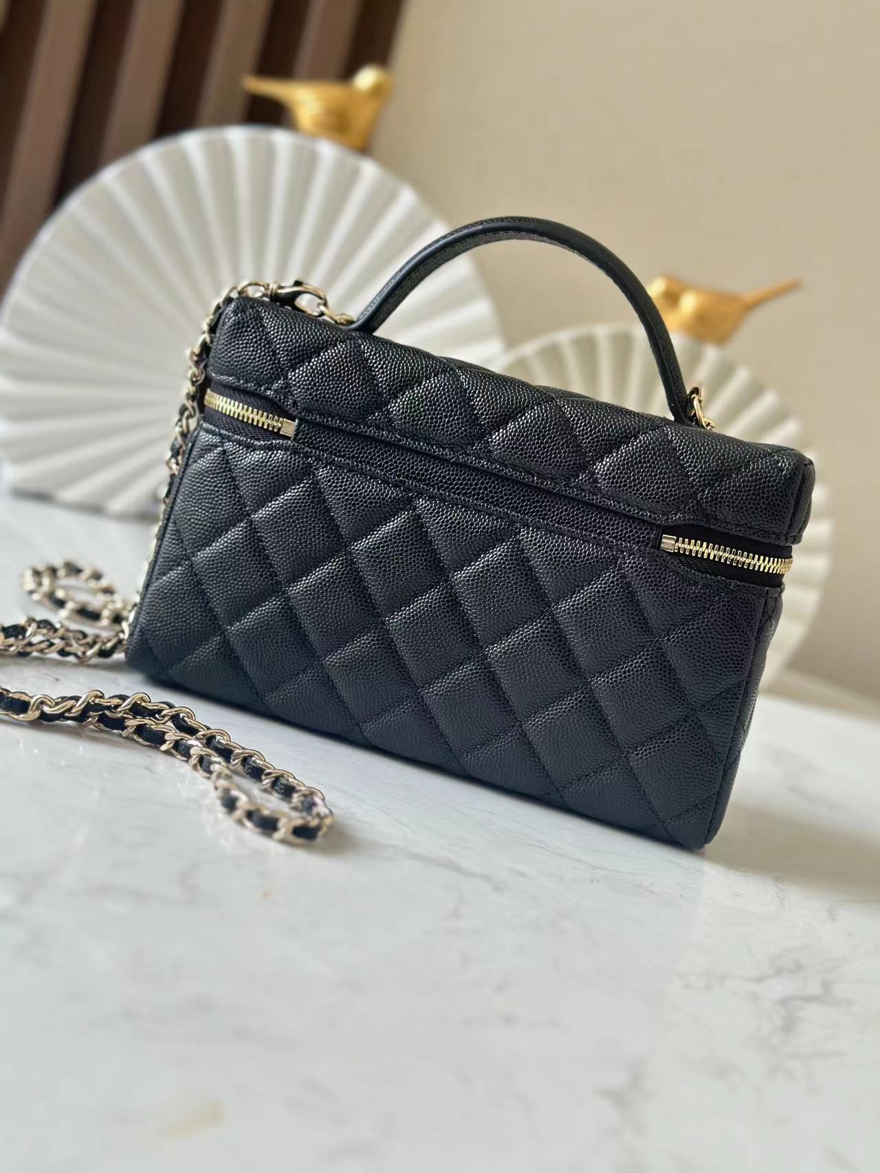 Chanel 25C LP Vanity Case