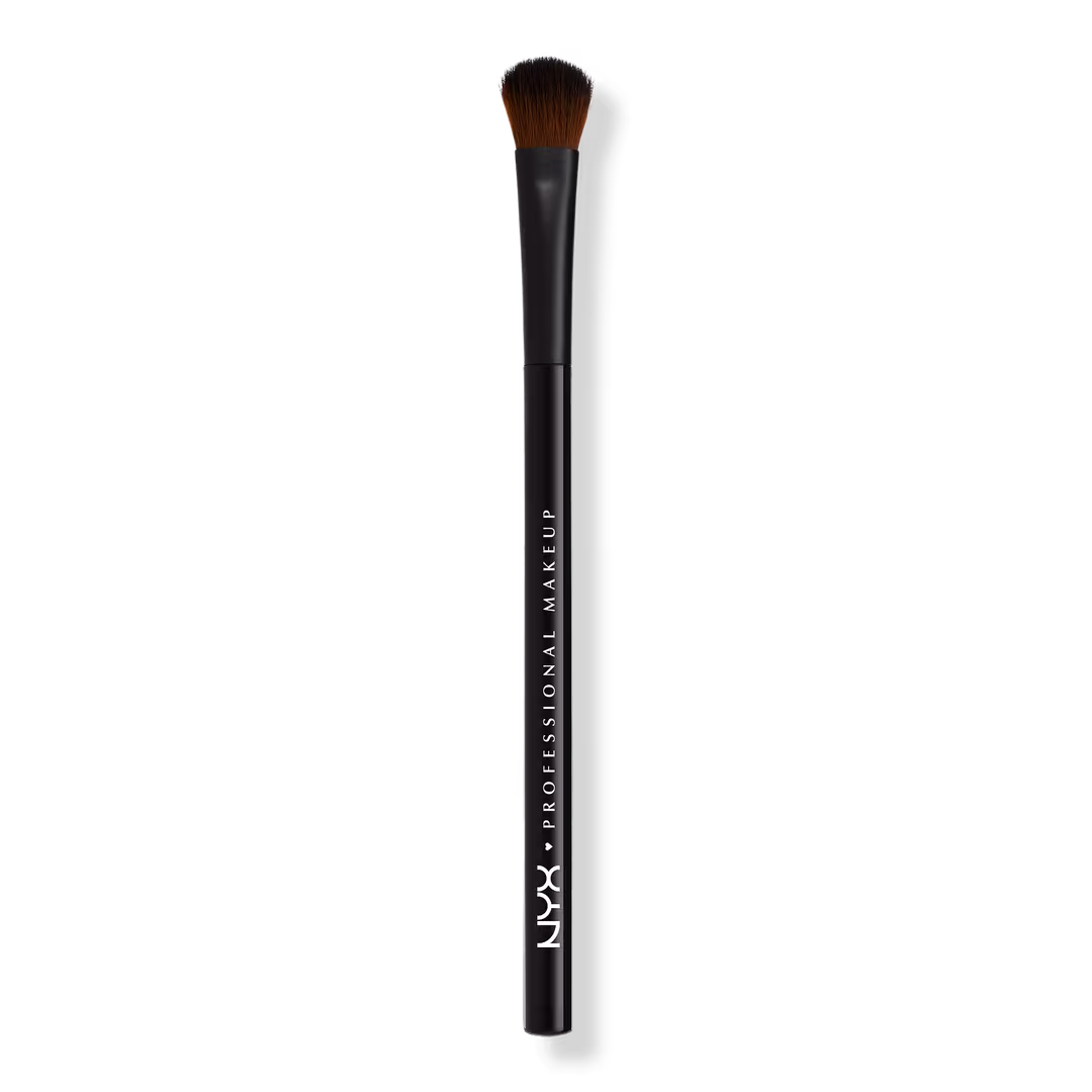 NYX Professional Makeup  Pro All Over Medium Shadow Brush