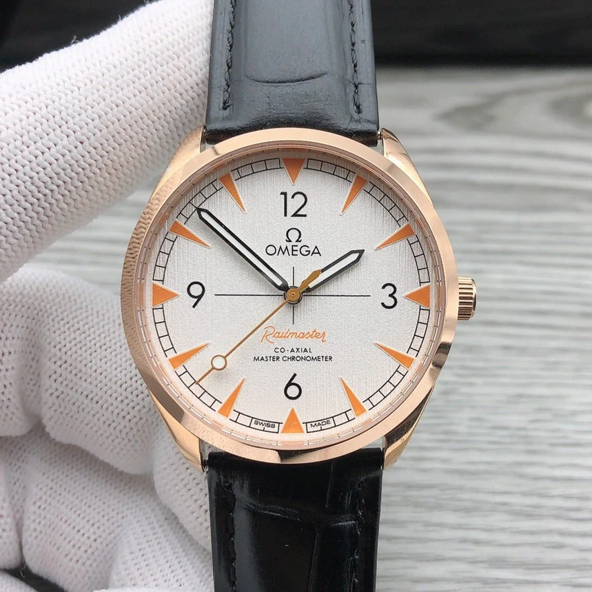 Omega Watch SEAMASTER RAILMASTER 40 ROSE GOLD CASE CHRONOMETER