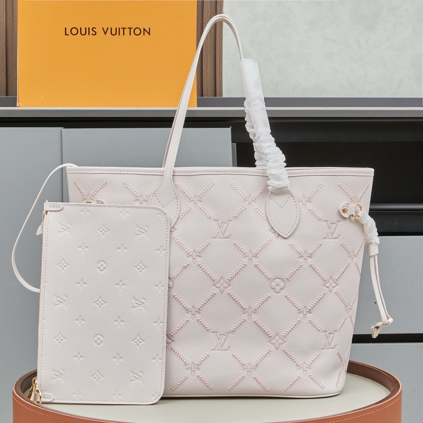 [10A] LV Neverfull MM Monogram Empreinte Leather -Handbags