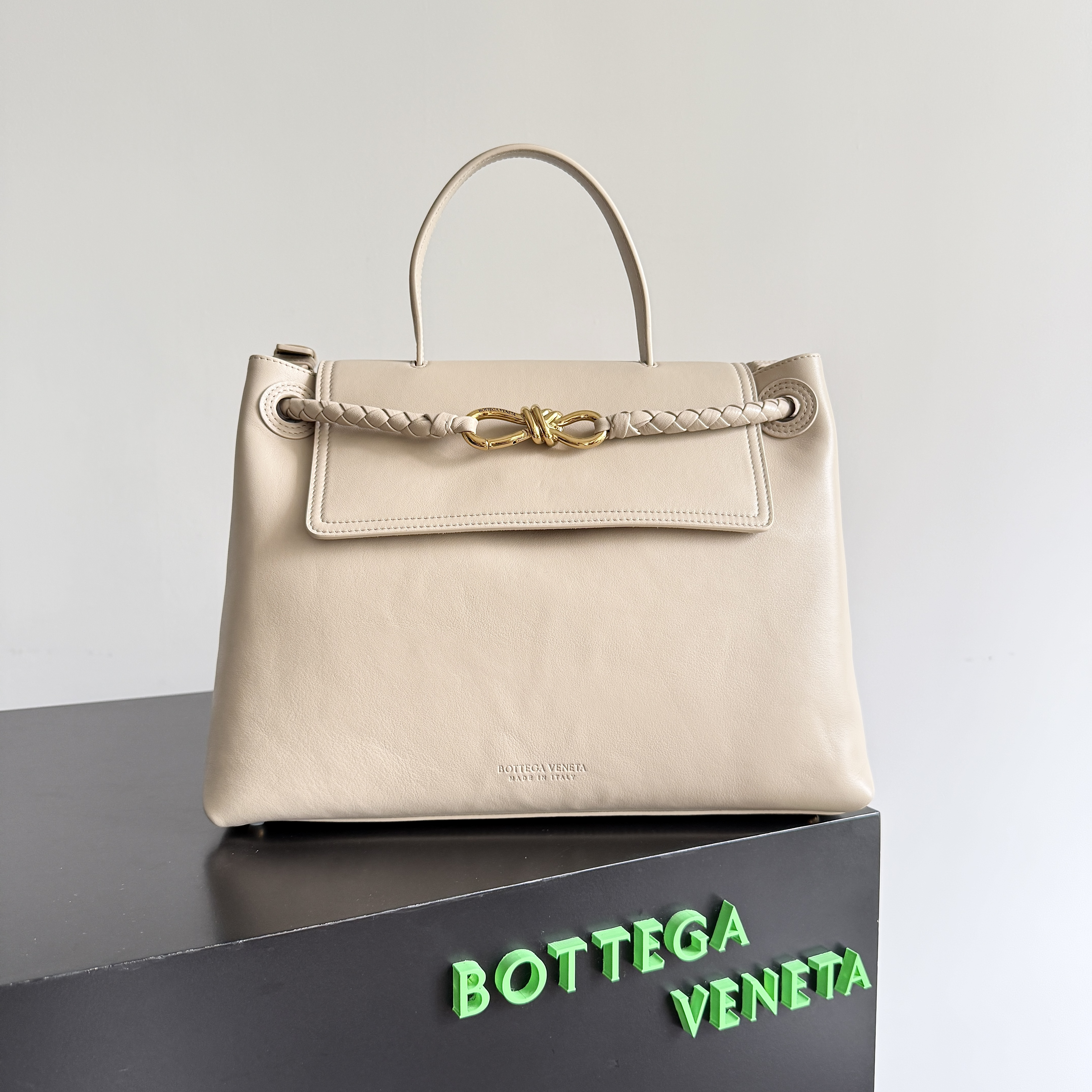 Bottega Veneta Bags Ciao Ciao Calfskin 817231 (10A Mirror Version)