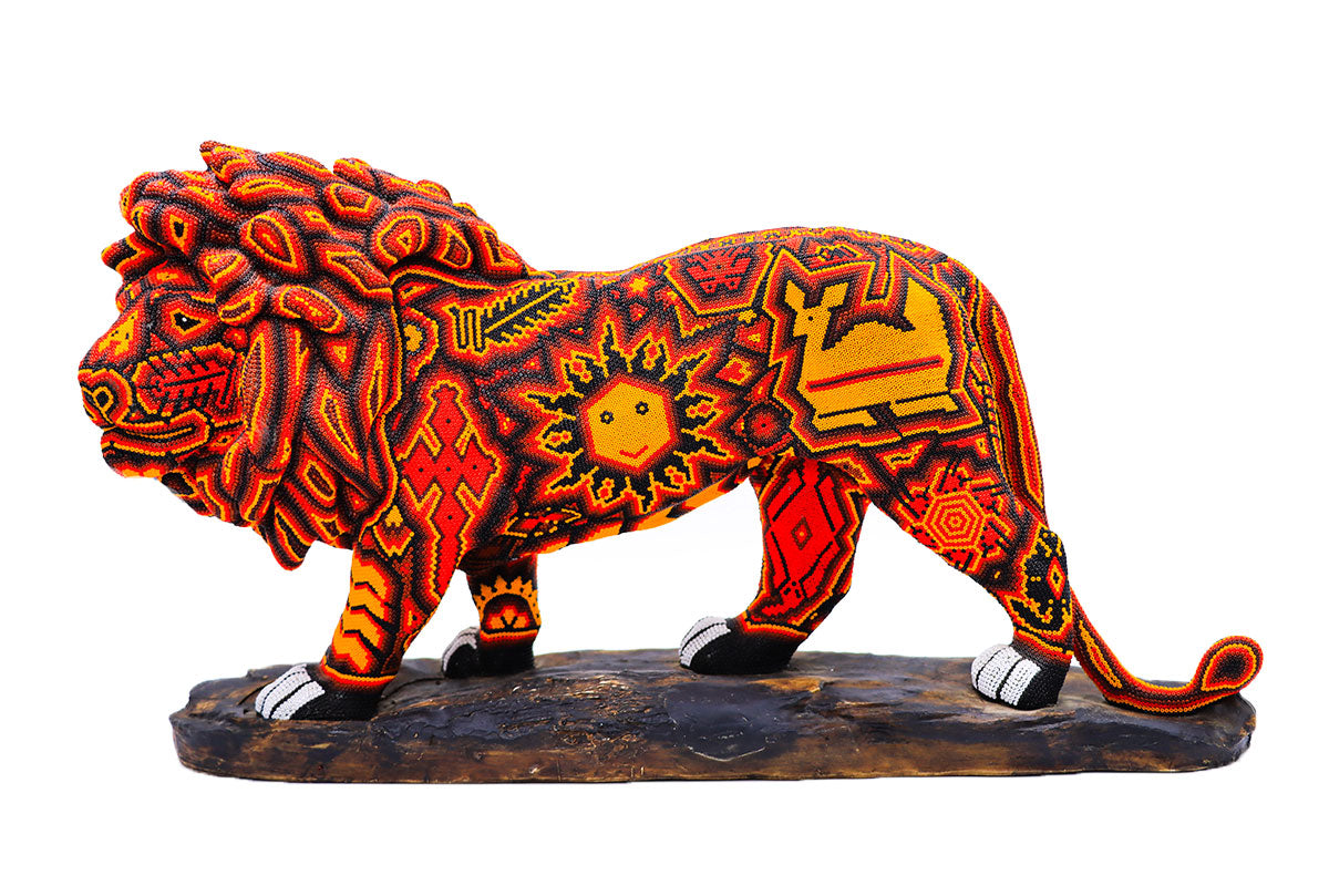 León Enfurecido - Obra de Arte Huichol