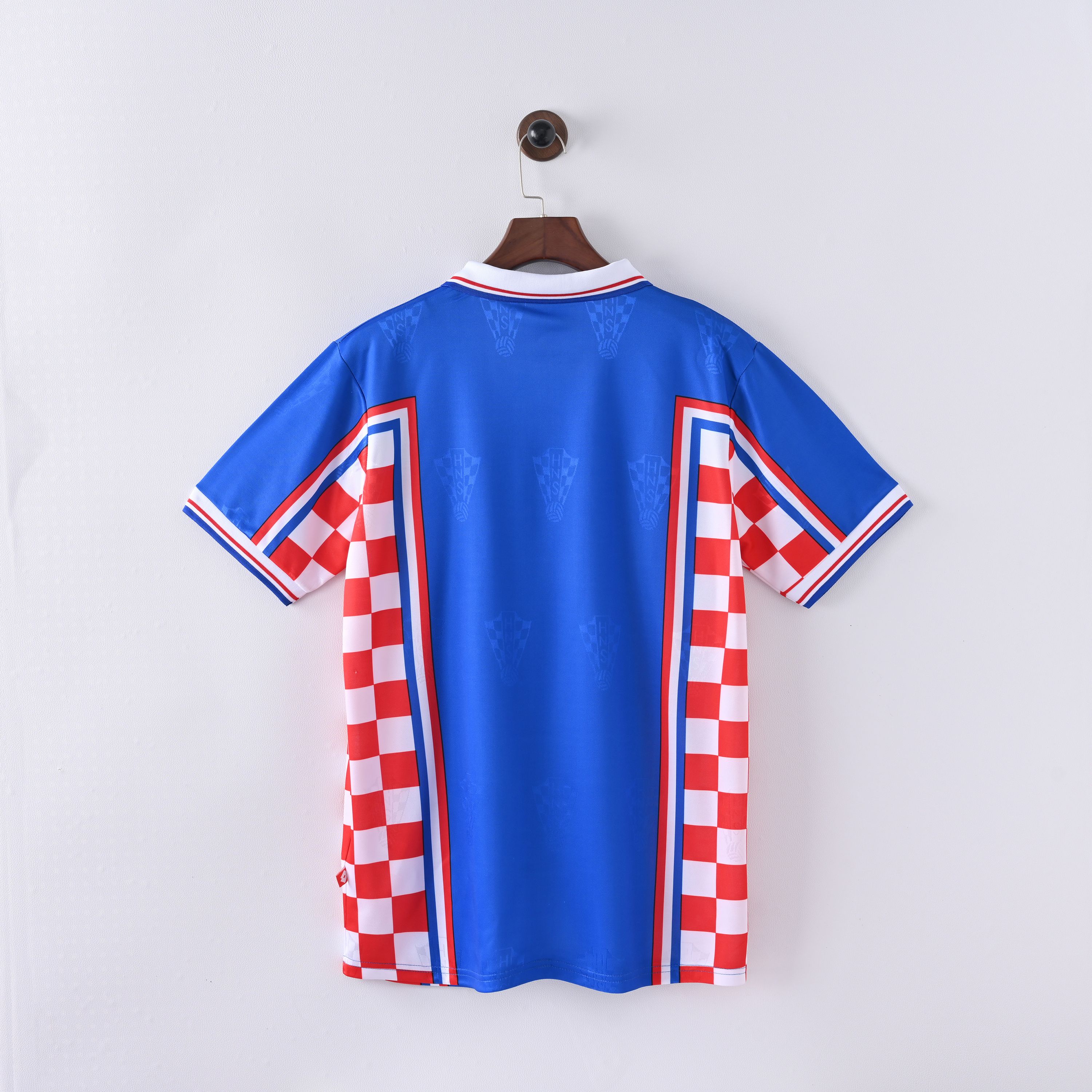1998 Croatia away football shirt（Retro）