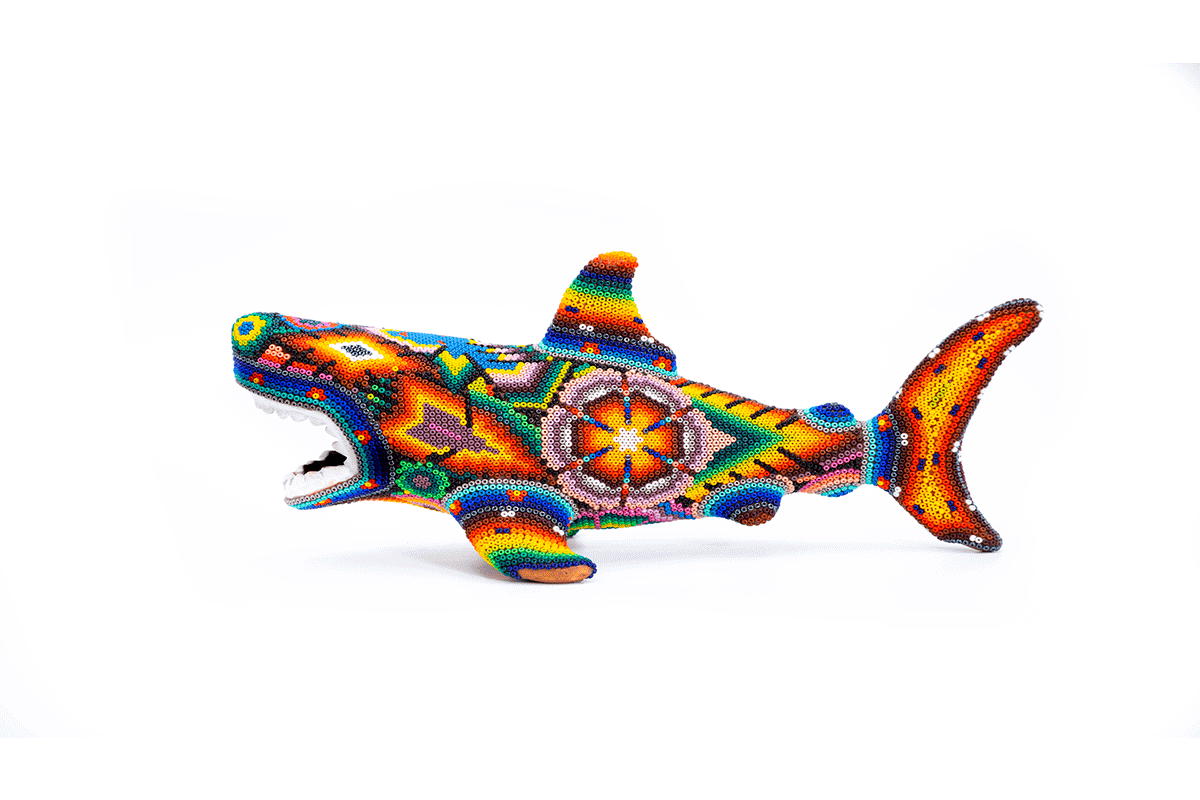 Tiburón Blanco - Obra de Arte Huichol