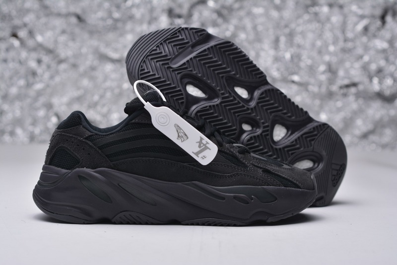 YEEZY 700 V2 “VANTA” REPLICA