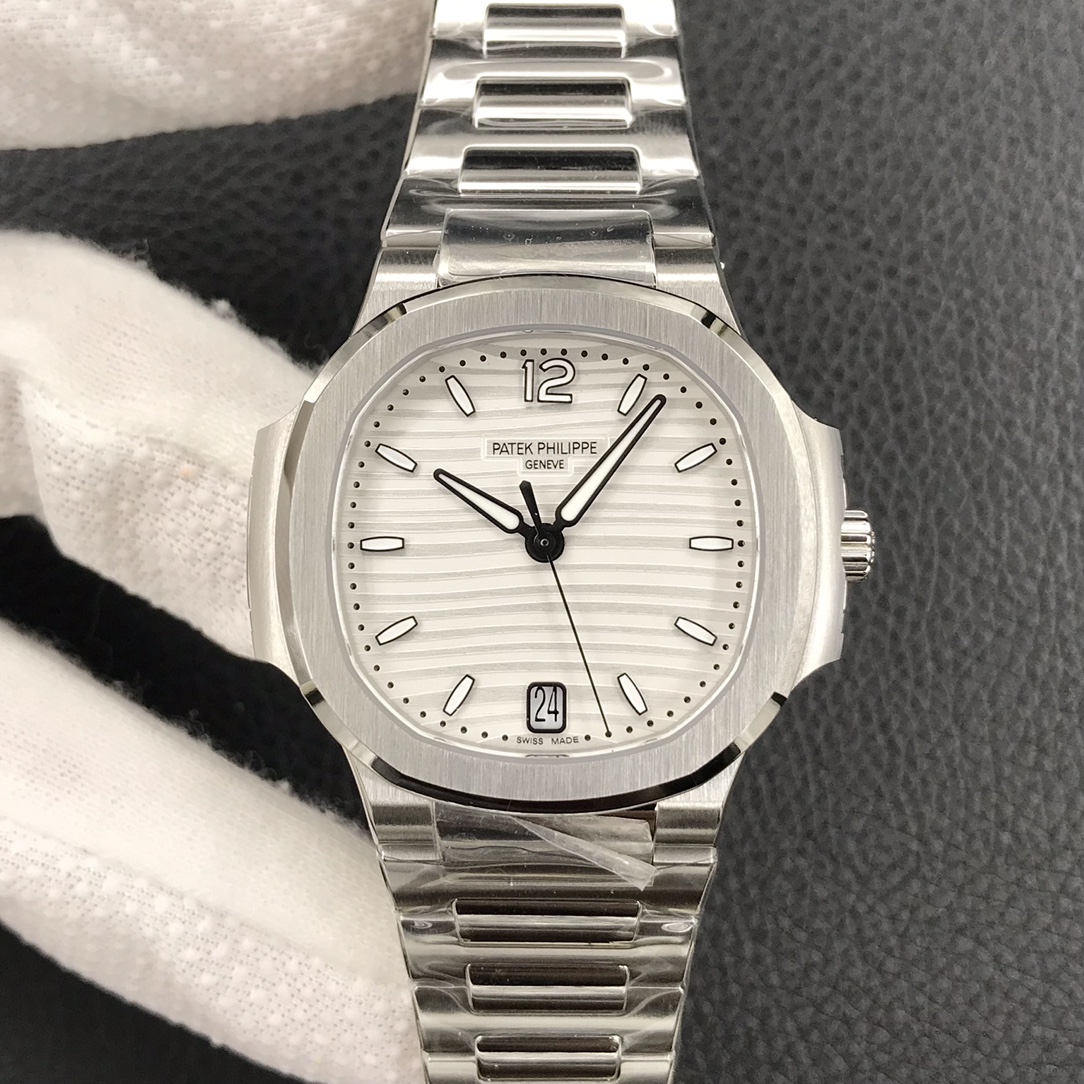 Patek Philippe Nautilus Automatic Ladies Watch 7118/1A-010