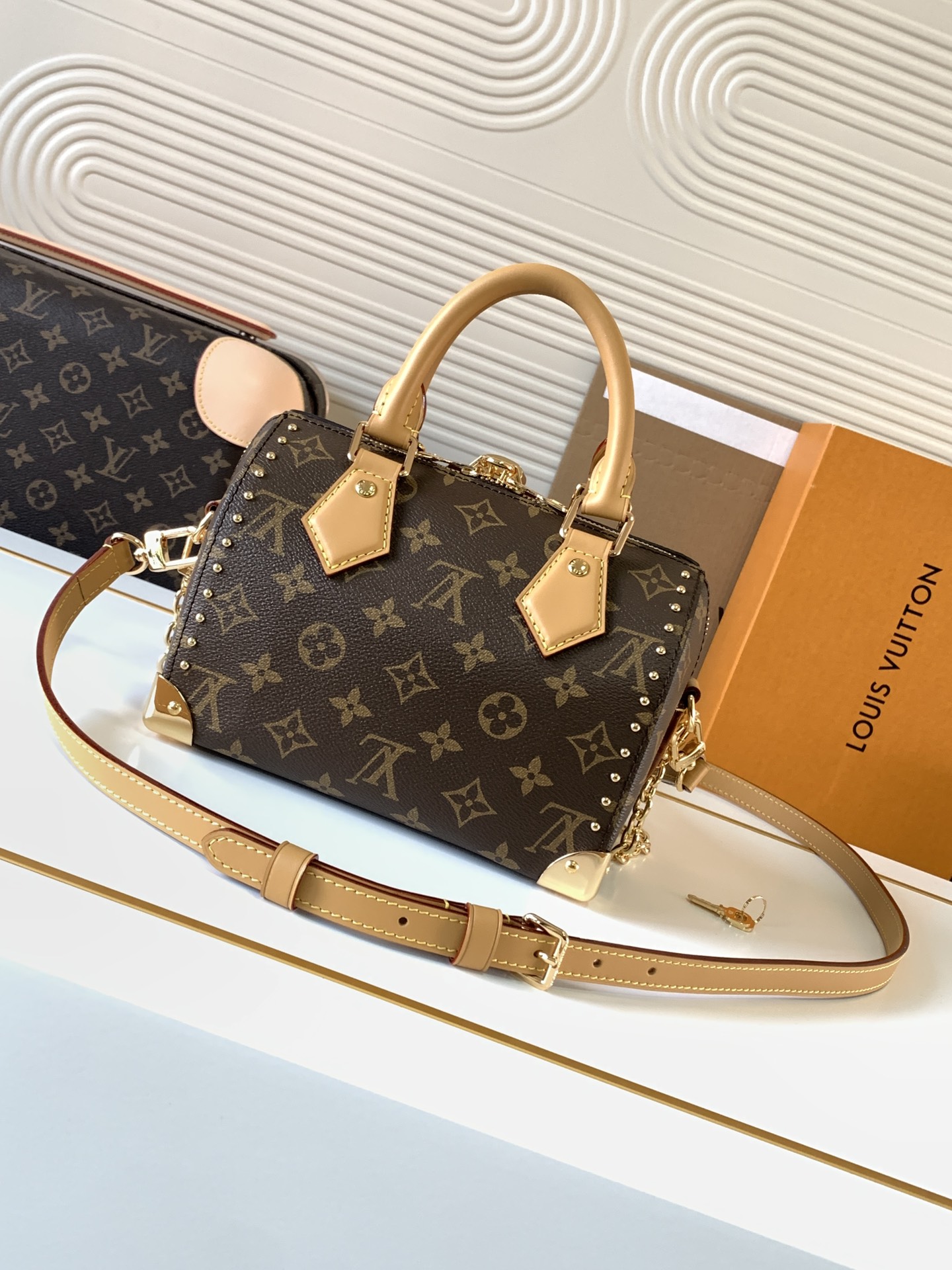 LV Speedy 20 Monogram Brown Studded Trunk Boston Top Handle Bag