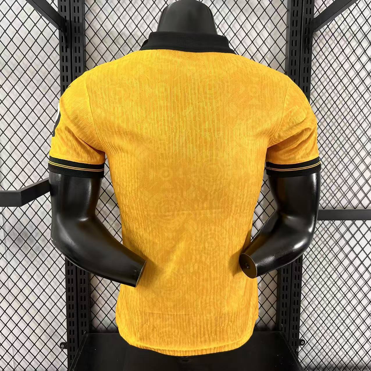 2025/2026 Wolves Home Football Shirt (Player Edition)