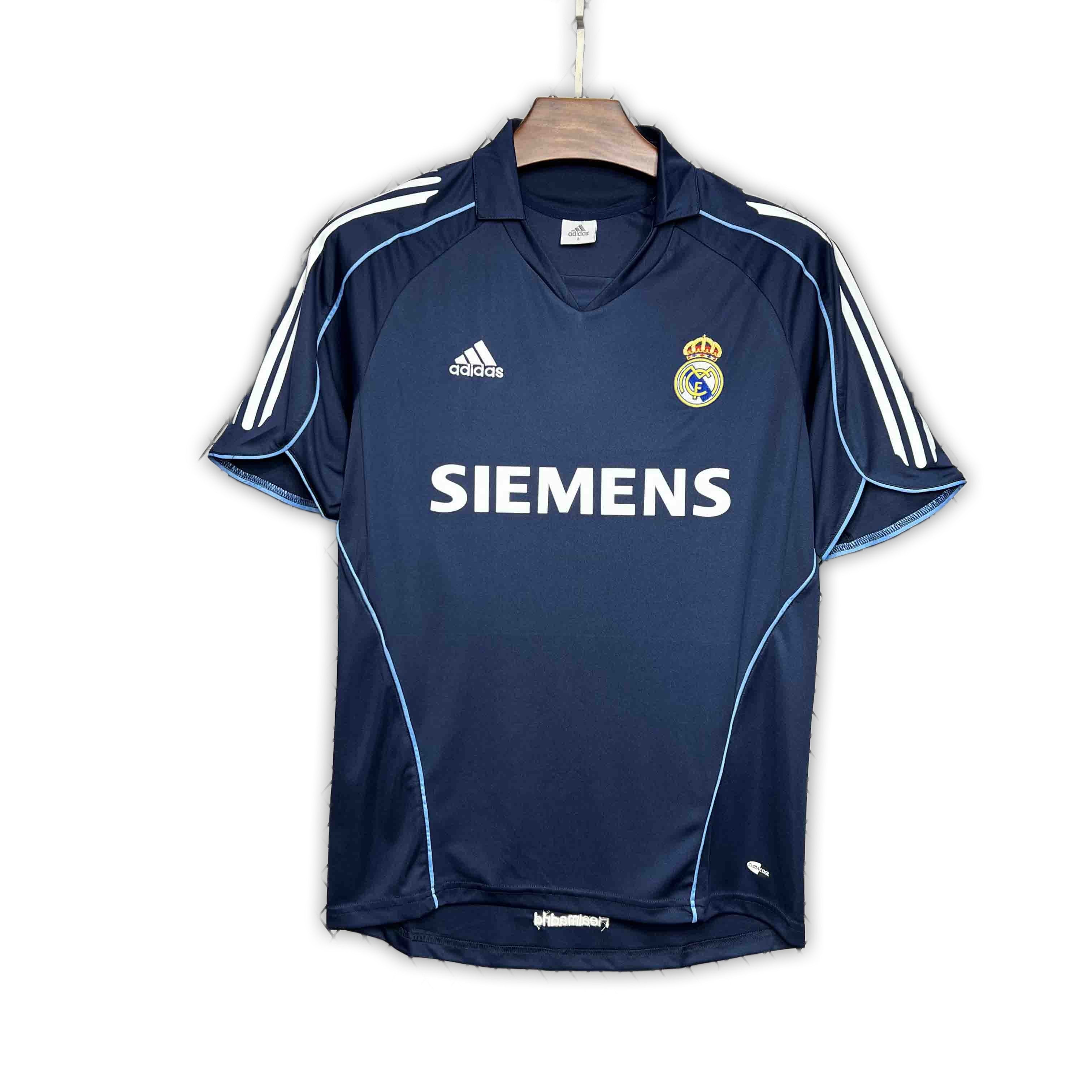 Real Madrid 2005/06 Away