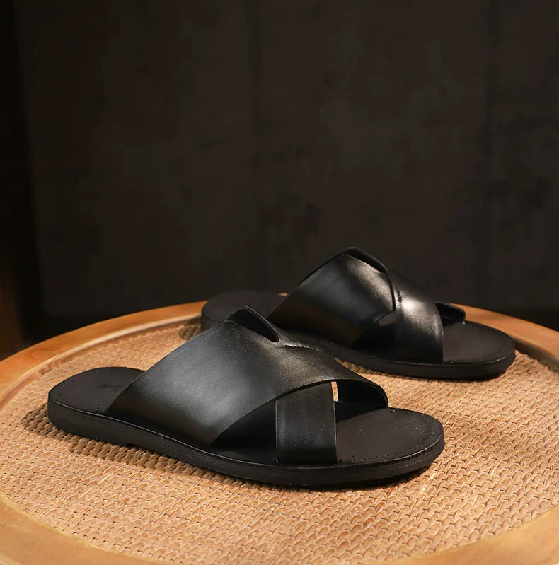 Hand-washed cowhide cross-cool slippers