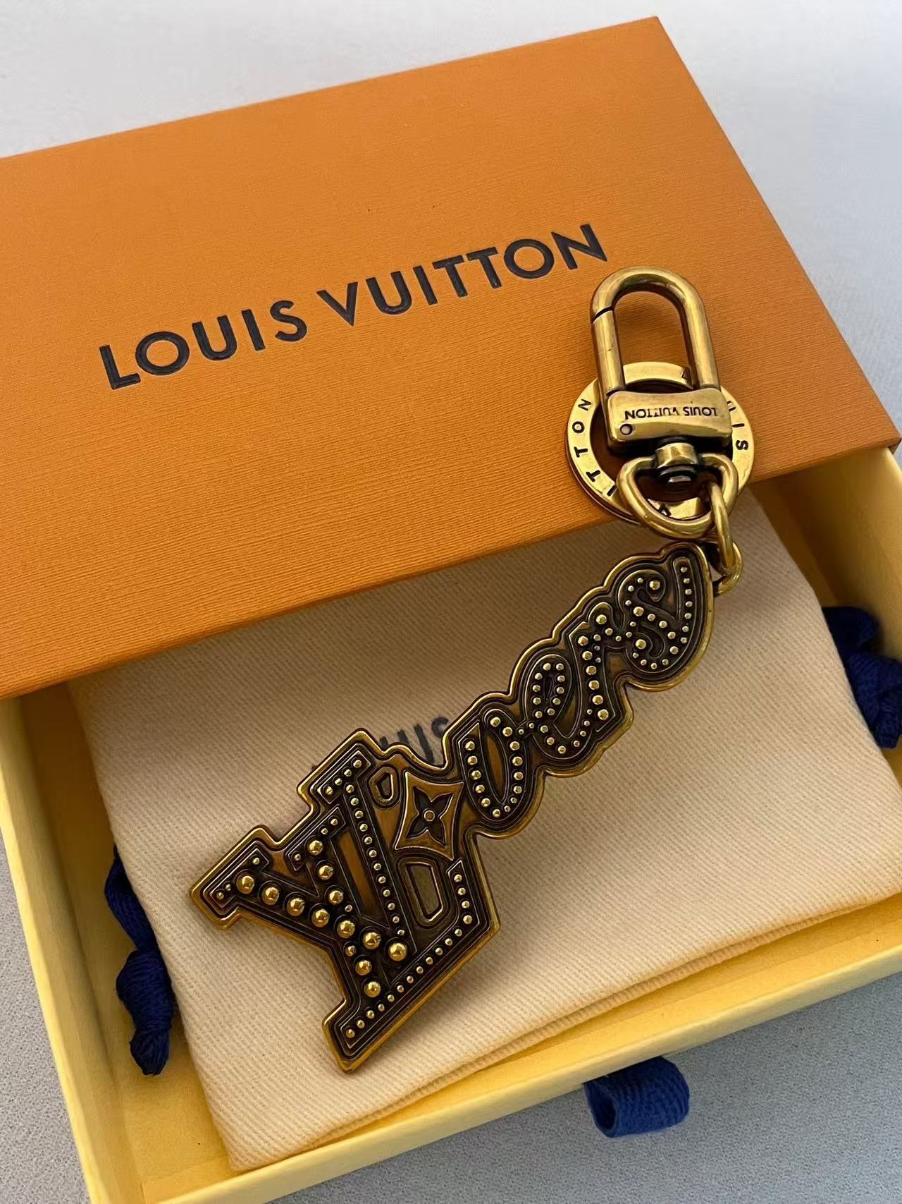 LV Lovers Stud Charm Key Holder