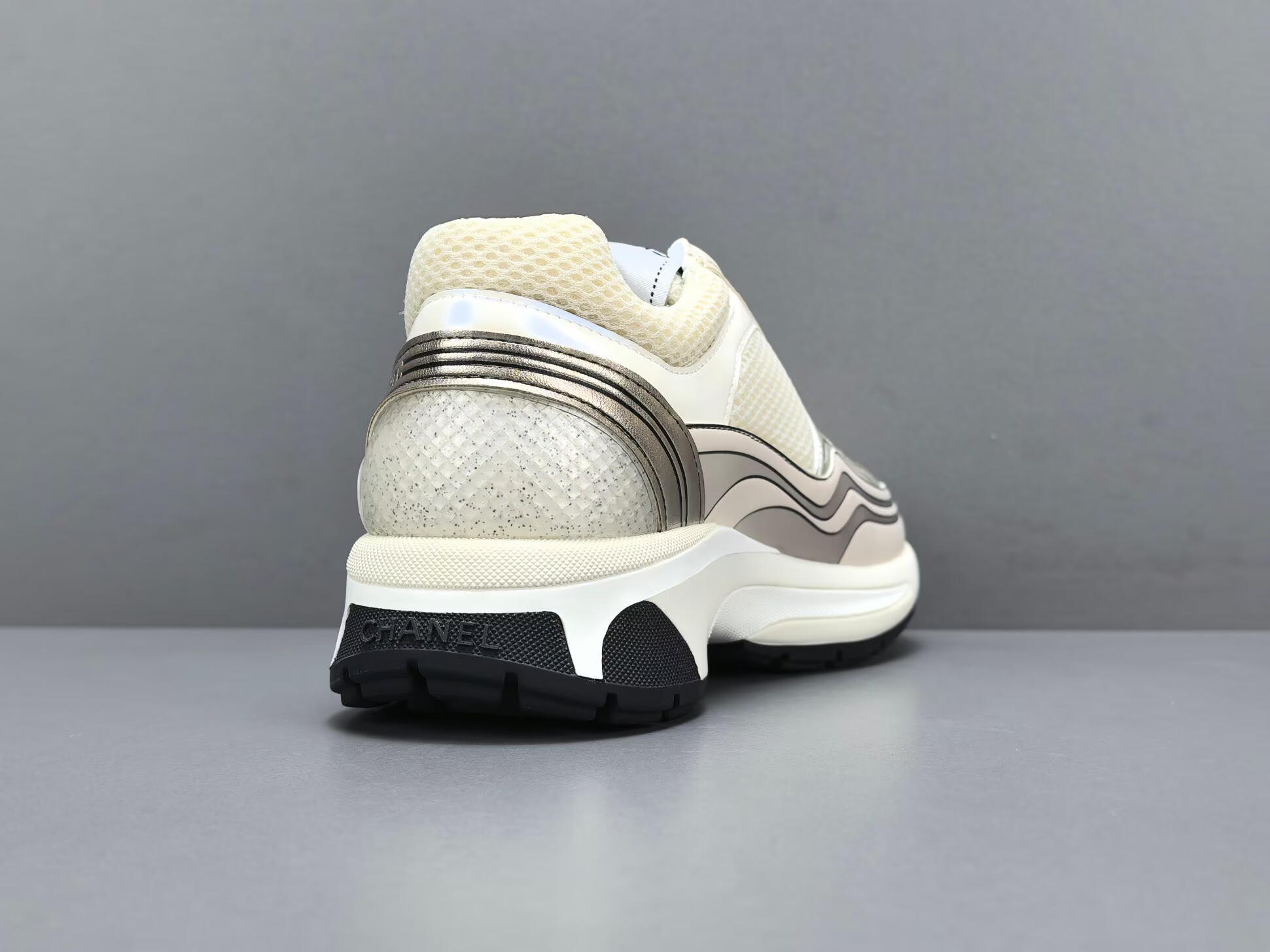 CHNE1 Leather Low Top Sneakers - CCSHOES