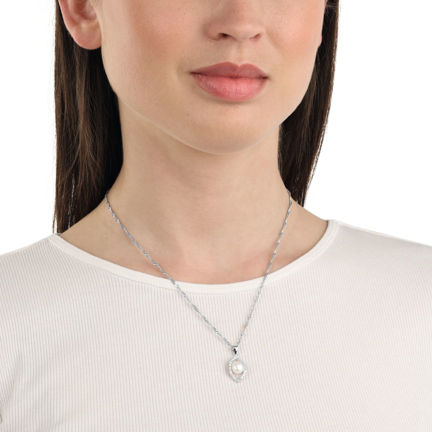 Kette mit Anhänger