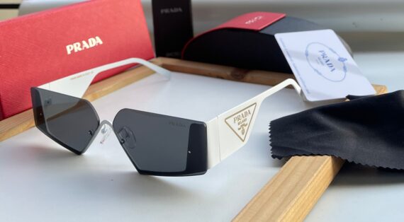 Prada sunglasses 40