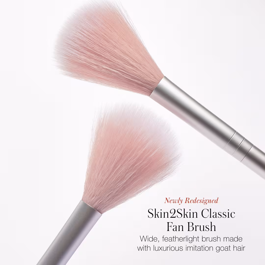 RMS Beauty  Skin2Skin Classic Fan Brush