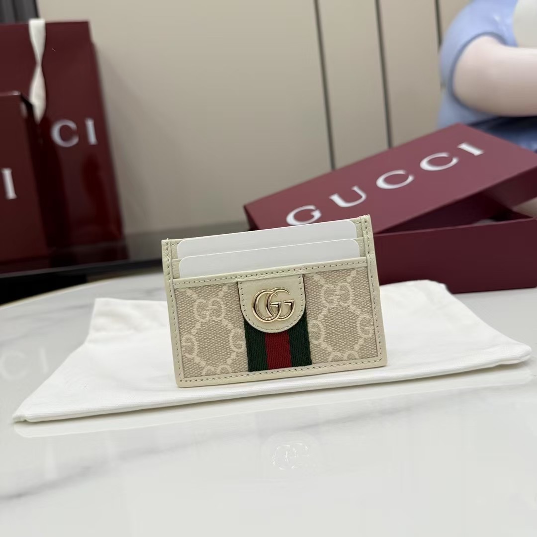 Gucci beige wallet card bag