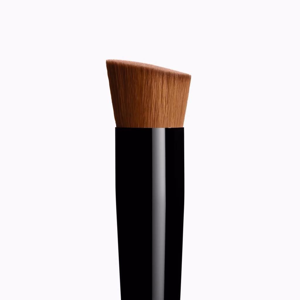 2-IN-1 MAKEUP-PINSEL FLUID UND PUDER