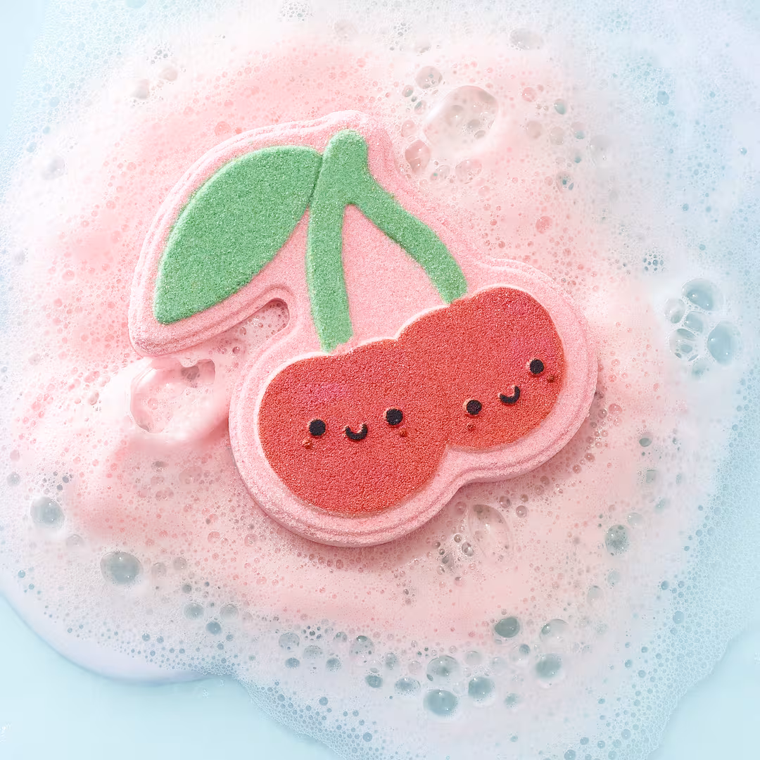ULTA Beauty Collection  Cherry Bath Bomb Fizzer