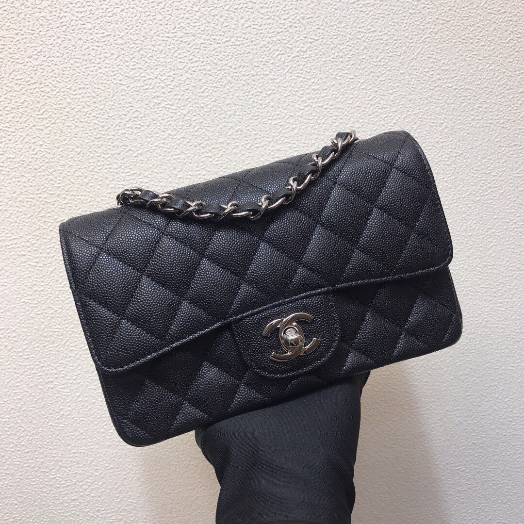 Chanel Classic Flag Bag Caviar Small 20 cm Black