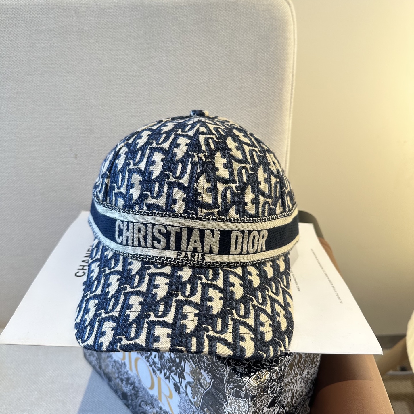 D Classic Jacquard Embroidered Baseball Cap YVTS0301010