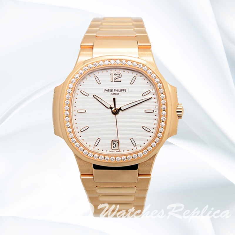 Patek Philippe Nautilus Ladies 7118/1200R-001 32mm Quartz Rose Gold-tone