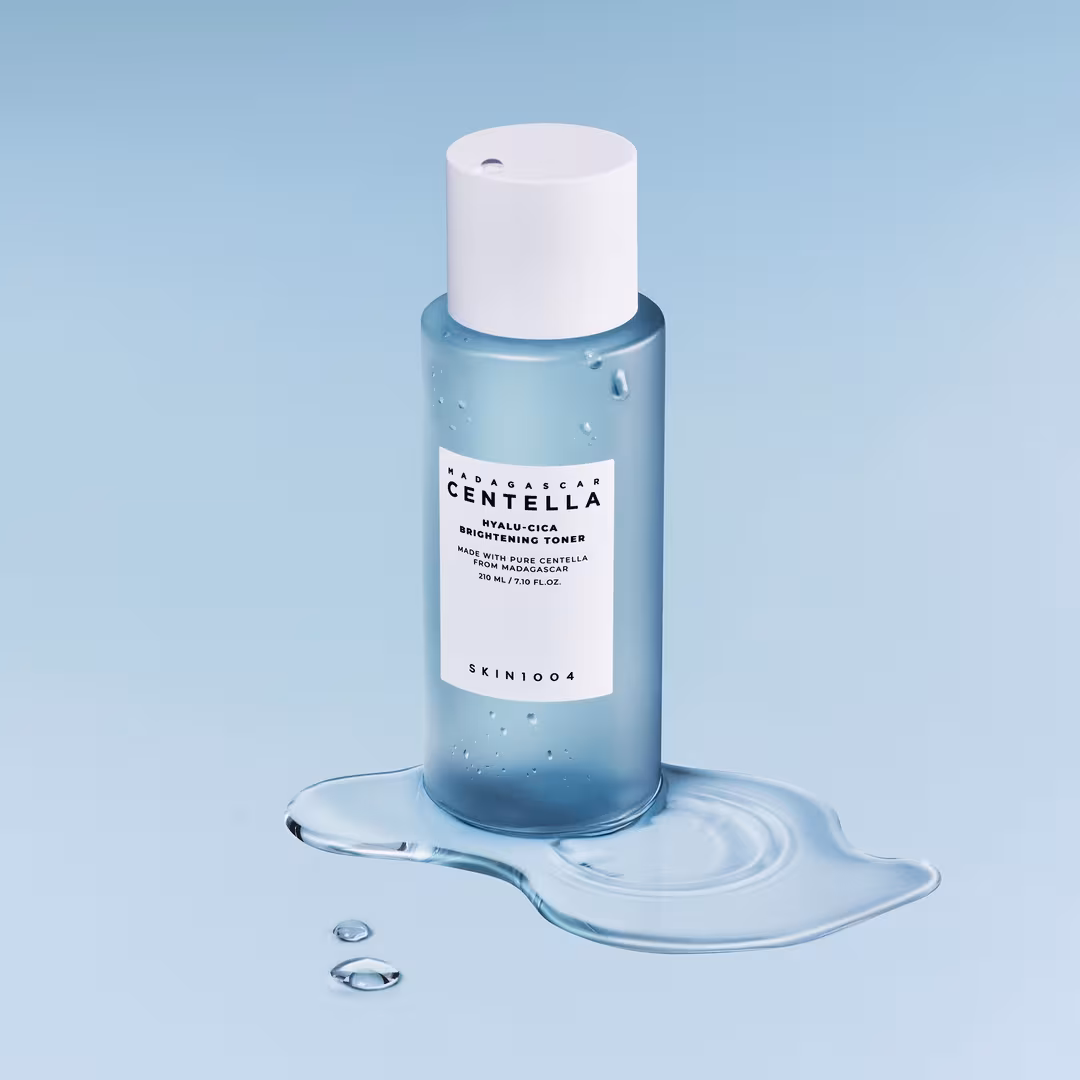 SKIN1004  Madagascar Centella Hyalu-Cica Brightening Toner