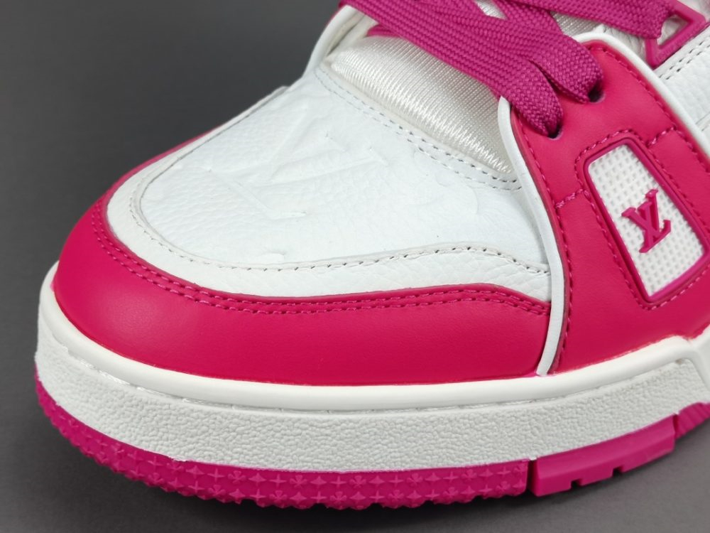 Louis Vuitton Trainer Fuchsia