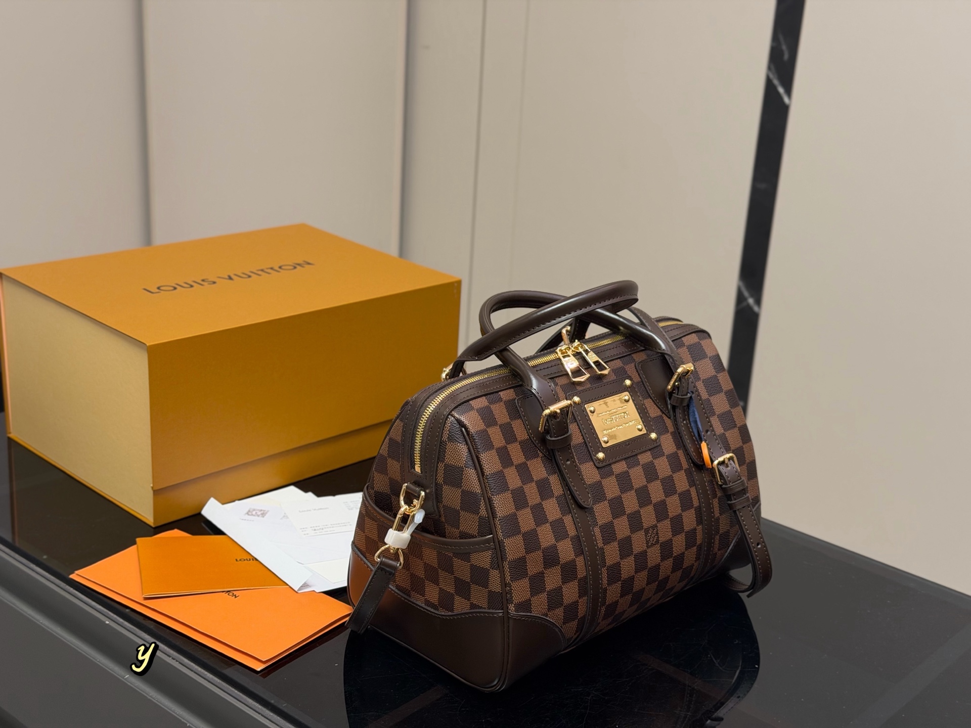 LV Classic Boston Bag