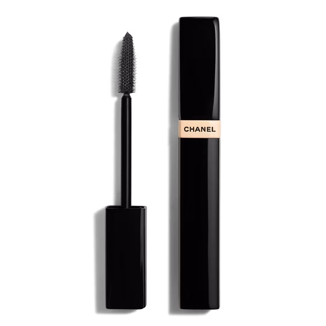 CHANEL  LES BEIGES Volume and Definition Mascara
