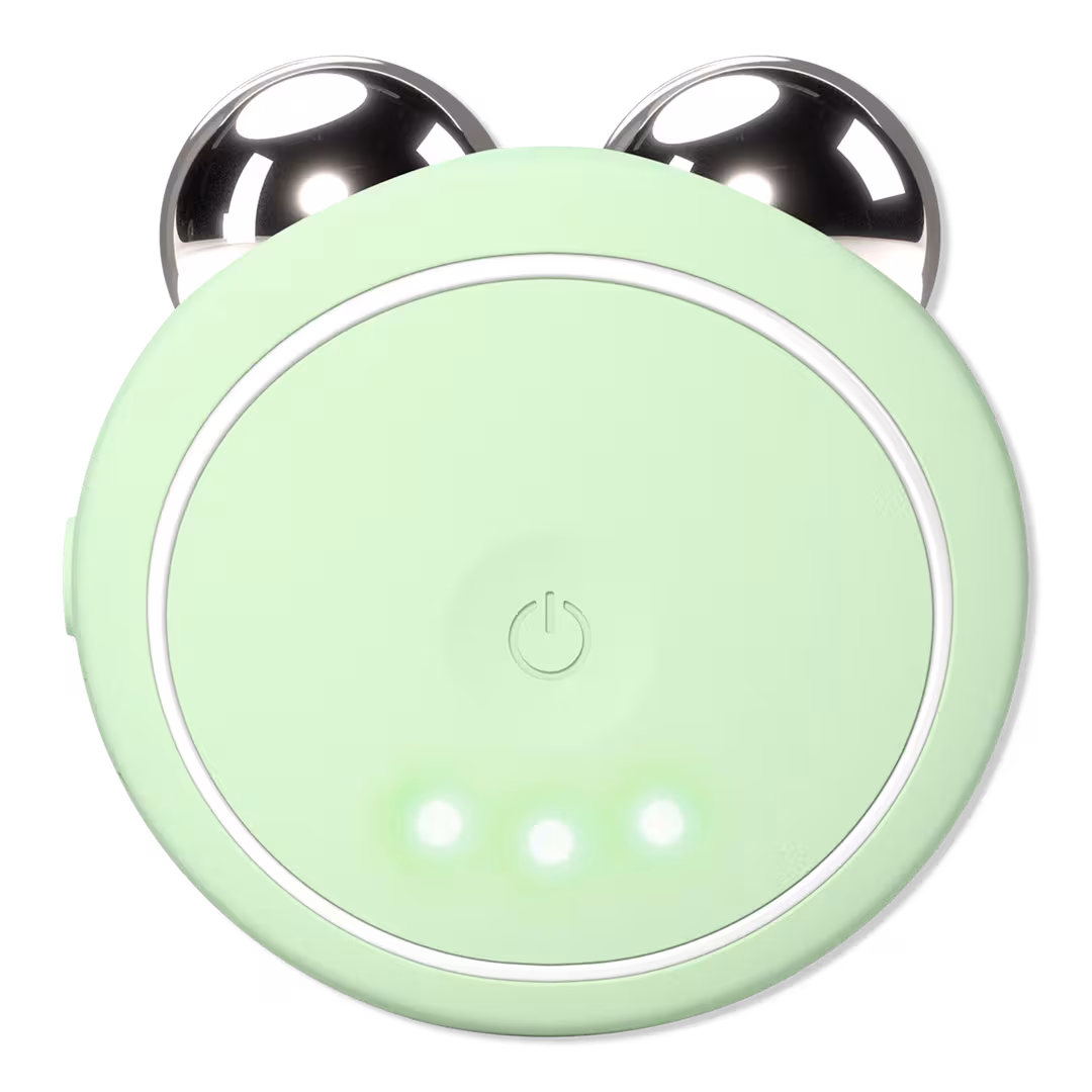 FOREO  BEAR 2 Go Targeted Microcurrent Facial Toning Device