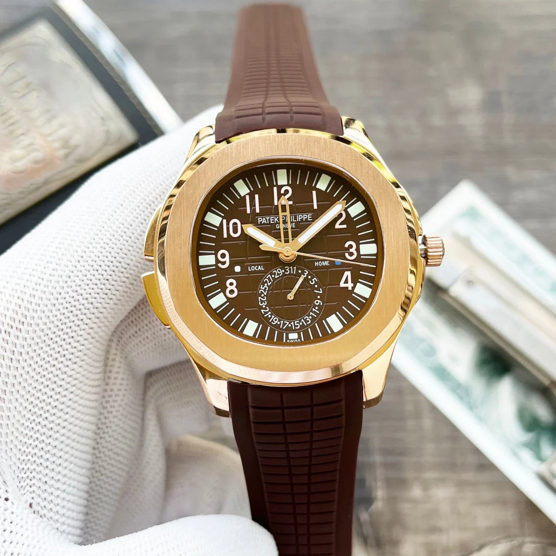 Patek Watch NAUTILUS TRAVELTIME GOLD CASE 42MM