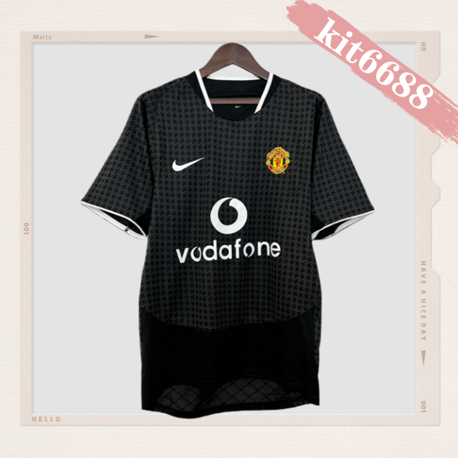 03/05  Manchester United  Away Retro football  soccer  jersey