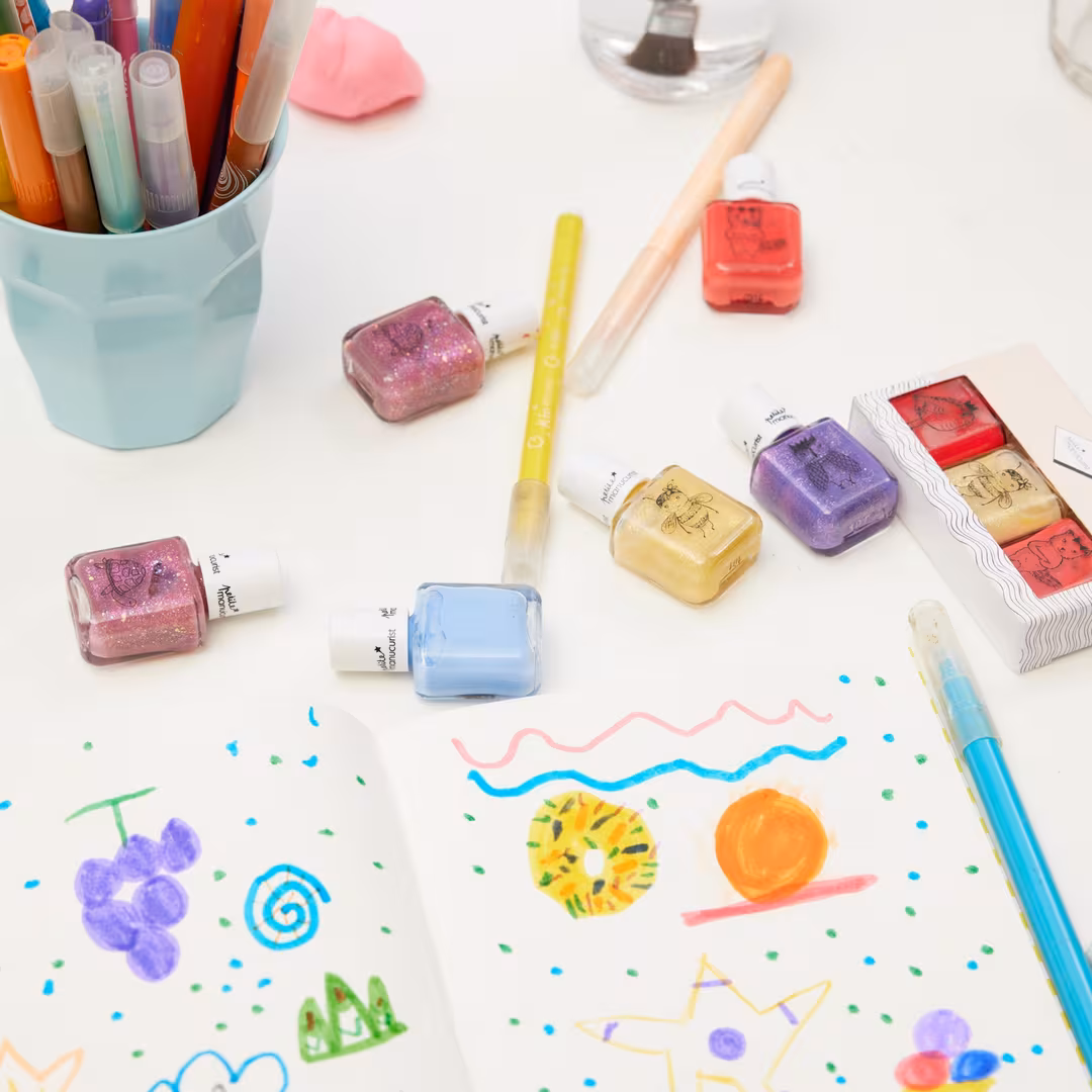 Manucurist  Petite Manucurist Manucurist Bonnie Stella Janis Glitter Kids Nail Polish Set