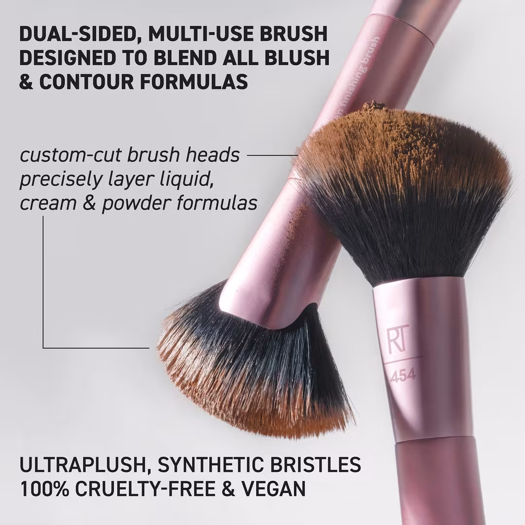 Real Techniques  Angled Fan Dual-Sided Finishing Brush