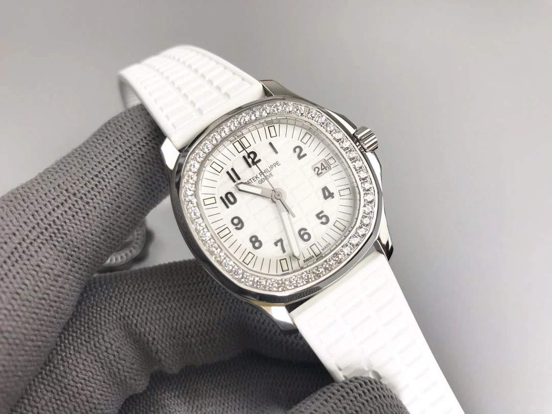 PATEK Watch Aquanaut 5067A 35.6mm White Dial
