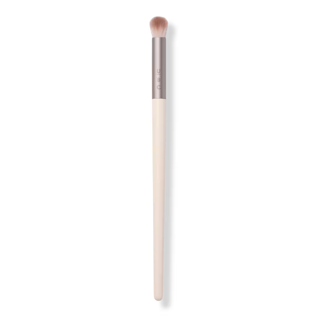 ULTA Beauty Collection  Precision Crease Brush 160