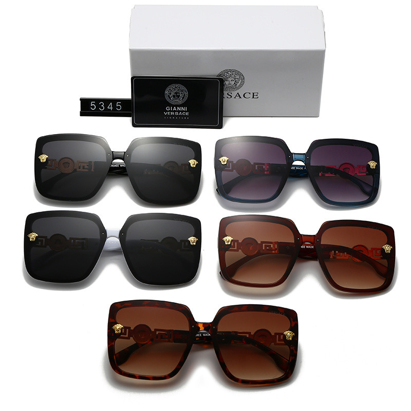 Versace Fashionable Sunglasses