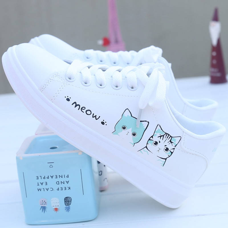 Women's Classic Low-Top Sneakers