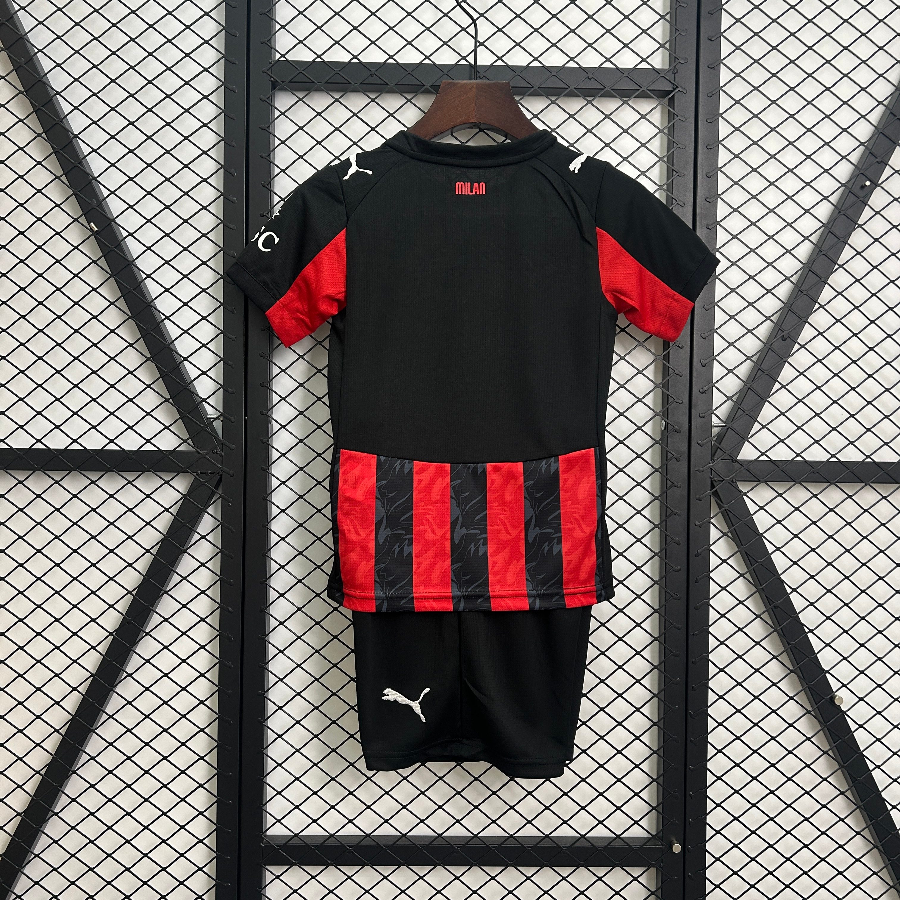 2025/2026 AC Milan Home Football shirt (Kids Kit socks）