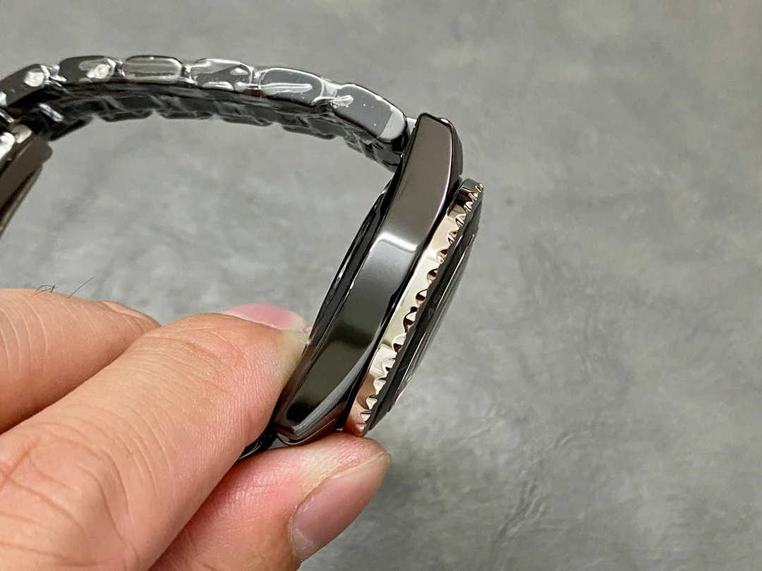 Chanel Watch J12 33MM BLACK CERAMIC STEEL
