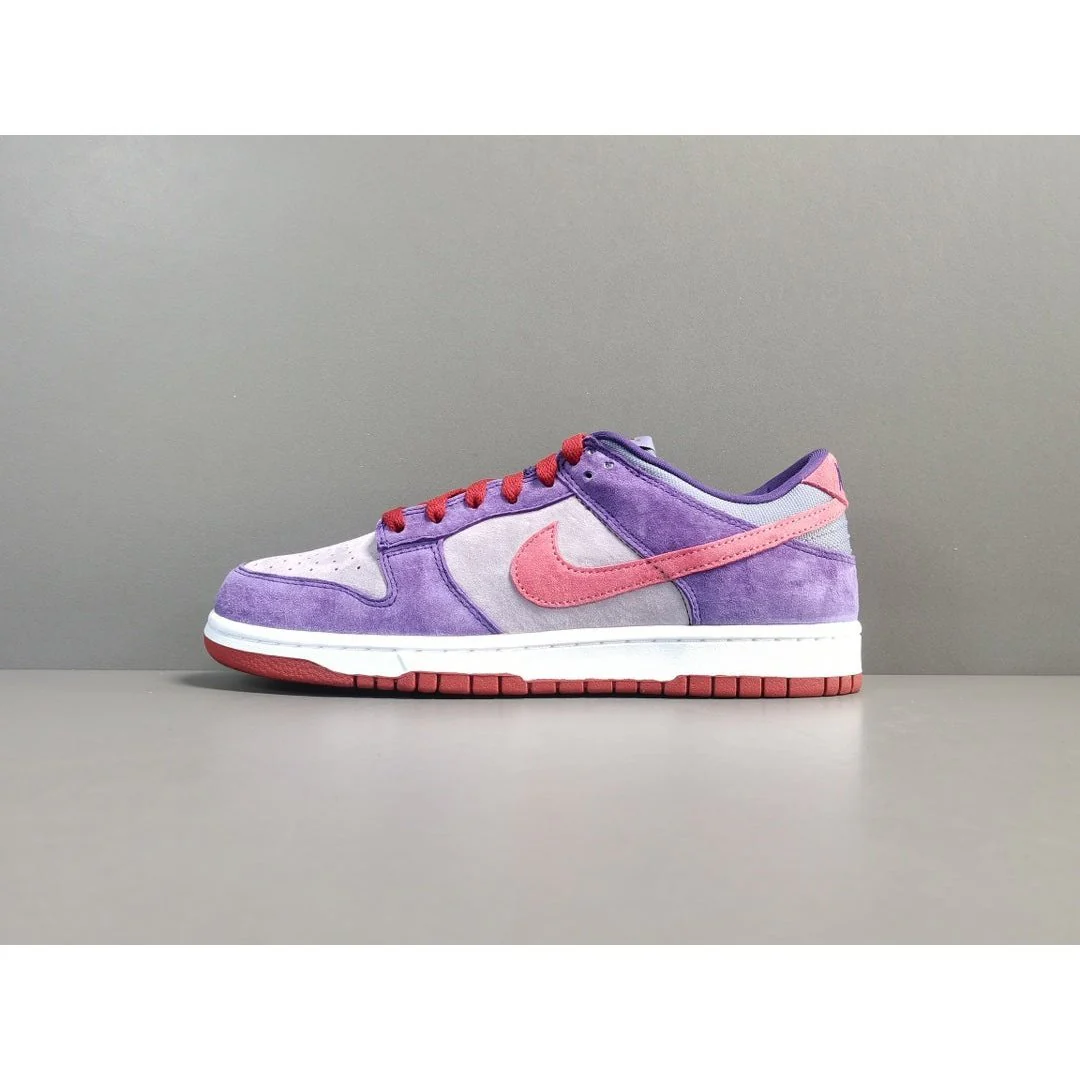NIKE DUNK x PLUM