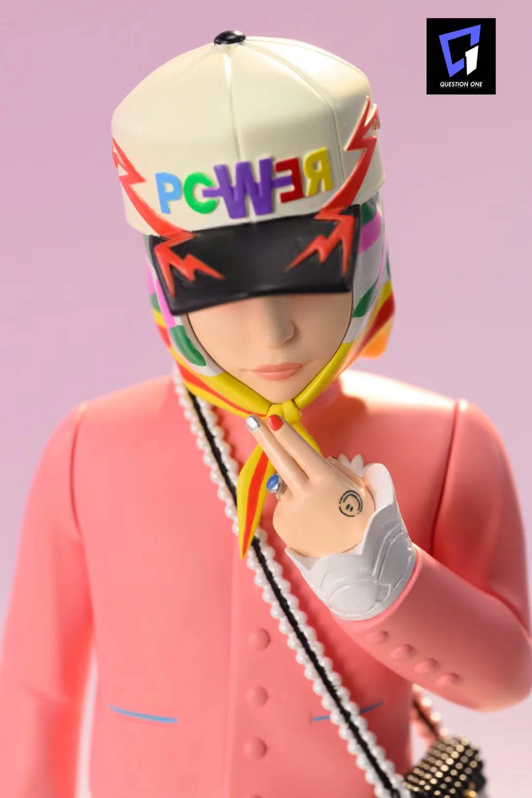 Question One Studio - Kpop God G-Dragon | 韩流天王 G-Dragon