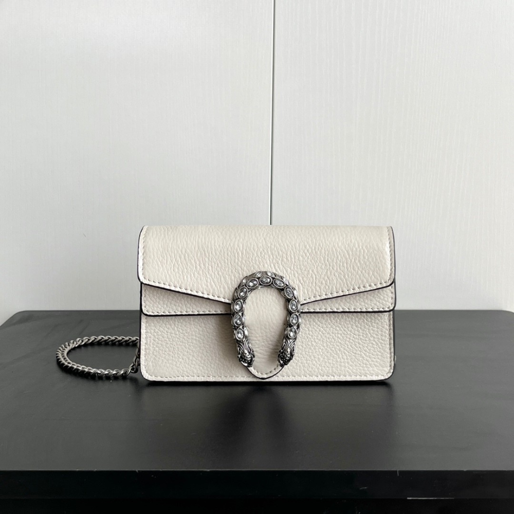 GUCCI Leather Dionysus MiniChain Bag.