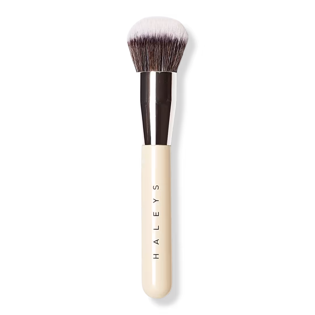 HALEYS Beauty  Kabuki Brush