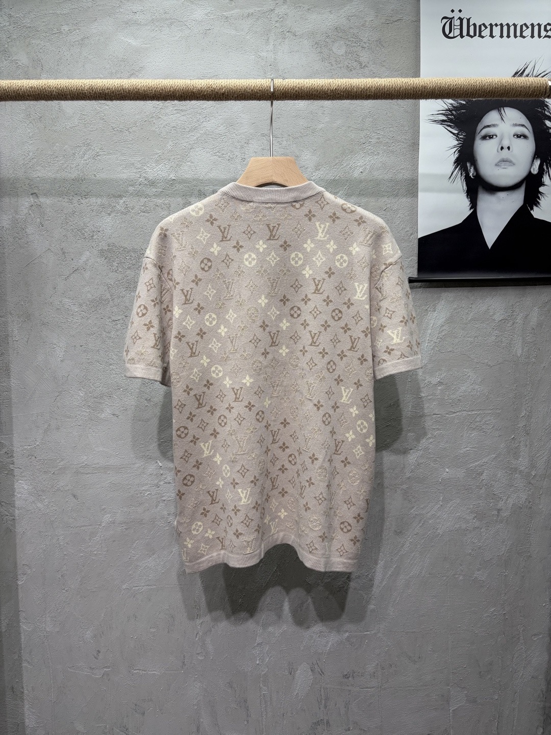 LV Men Monogram Knit T-Shirt