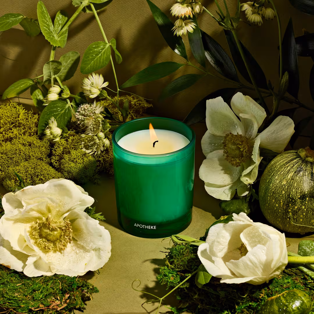 APOTHEKE  Verdant Garden Petite Scented Candle