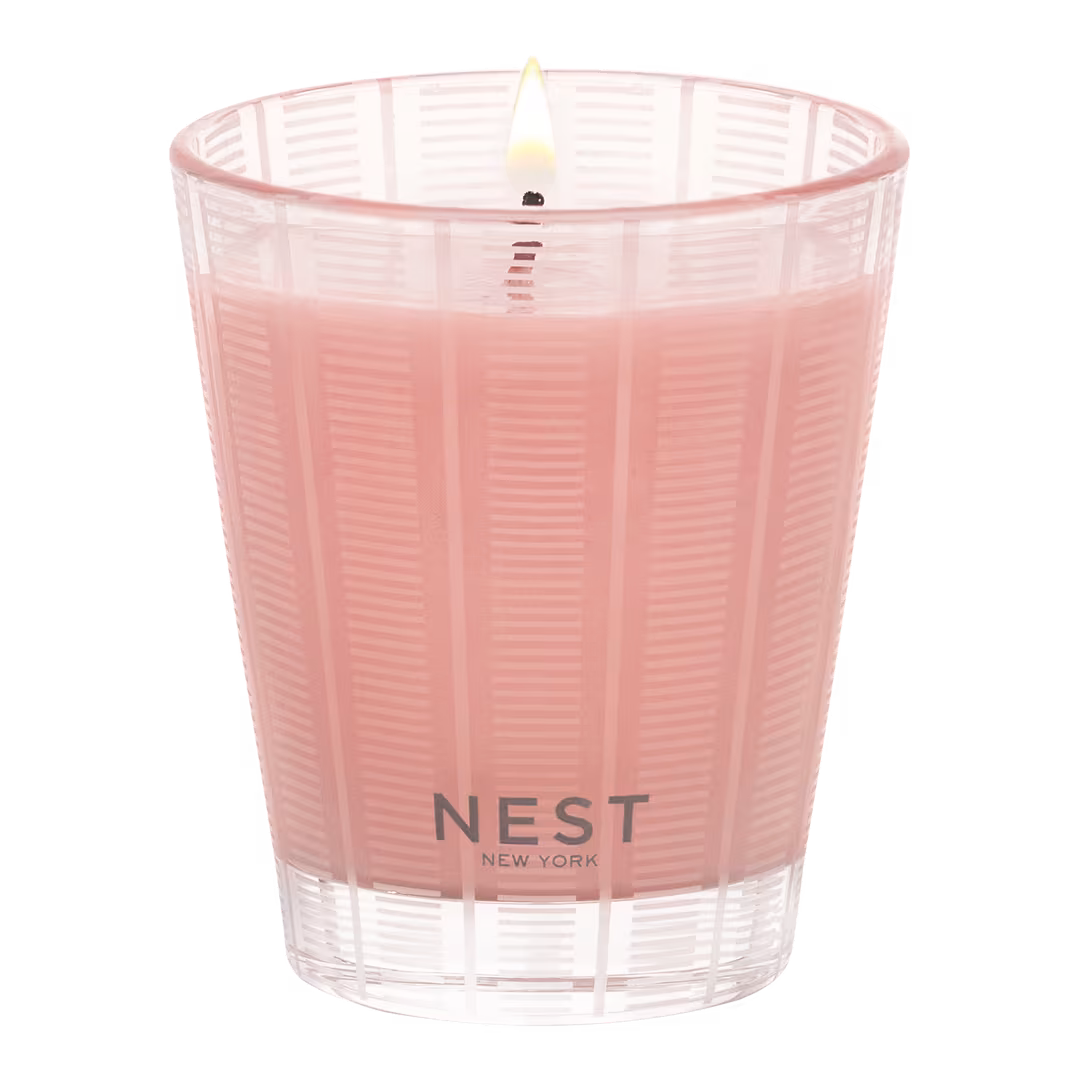 NEST New York  Himalayan Salt & Rosewater Classic Candle