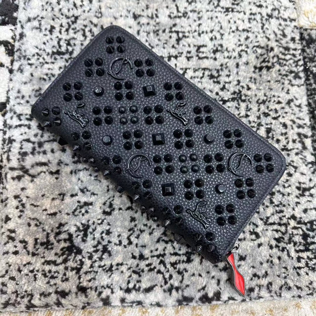 [10A] Christian Louboutin Panettone Wallet