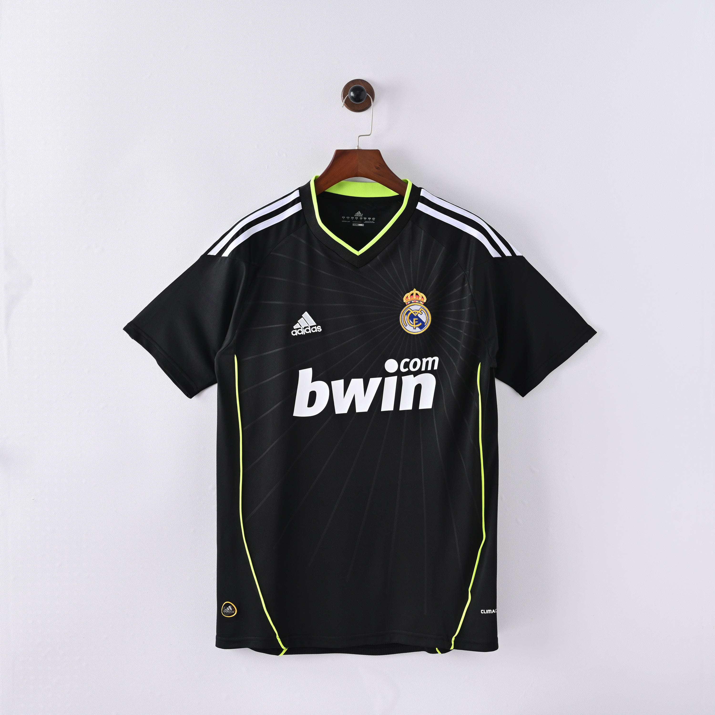 Real Madrid Retro Vintage Away Jersey Men 2010-2011